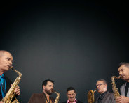 Distintos ritmos interpretados con el saxofón en Teatro al Mediodía