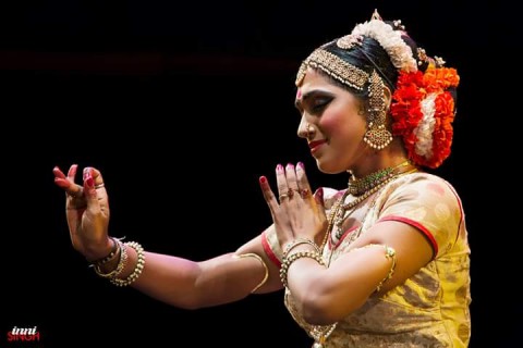 La bailarina Reddi Lakshmi es una talentosa artista nacida y criada en el estado Andhra Pradesh, localizado en el sur de la India. 