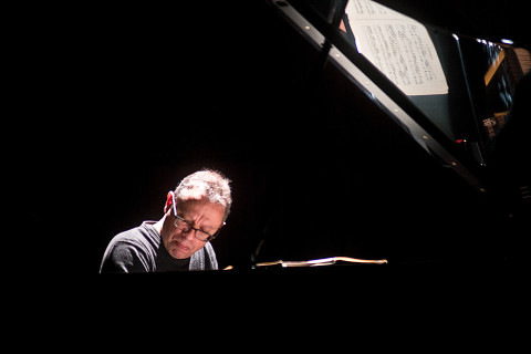 Presentación del pianista y compositor portugués Mário Laginha en el marco de la conmemoración del Día de Portugal