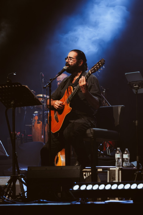 Adrián Goizueta y su grupo El Experimental vuelven al Teatro Nacional