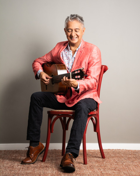 Presentación del guitarrista Mario Ulloa