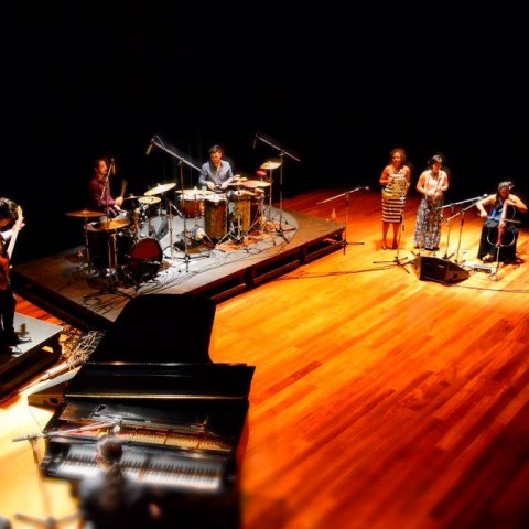 Teatro al Mediodía. Amarillo Cian y Magenta y Manuel Monestel